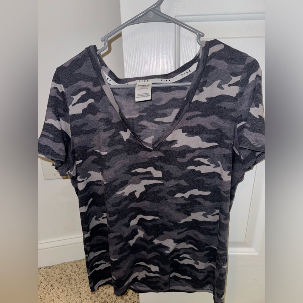 Victoria’s Secret PINK camp tee/sleep shirt